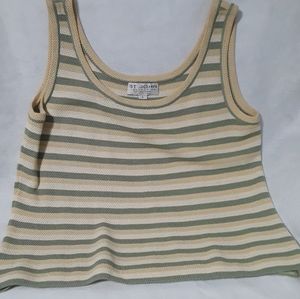 St. John Santana Knit Collection by Marie Gray Sleeveless Knit sweater